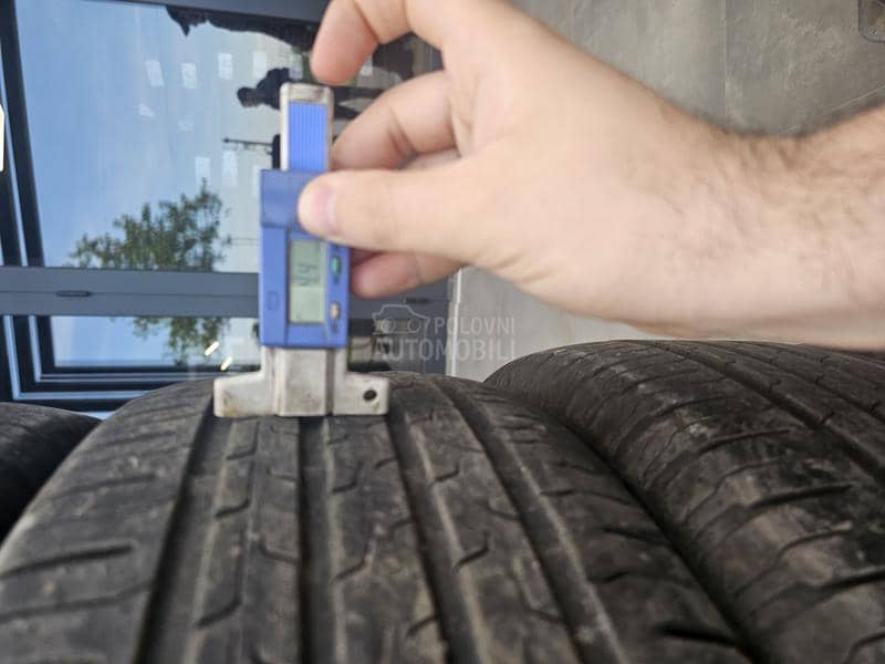 Continental 215/60 R16 Letnja