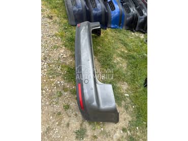 Branik za Volkswagen Touran od 2004. do 2009. god.