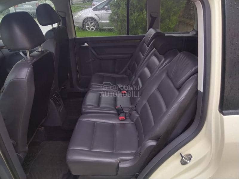 Volkswagen Touran 1.9 tdi DSG