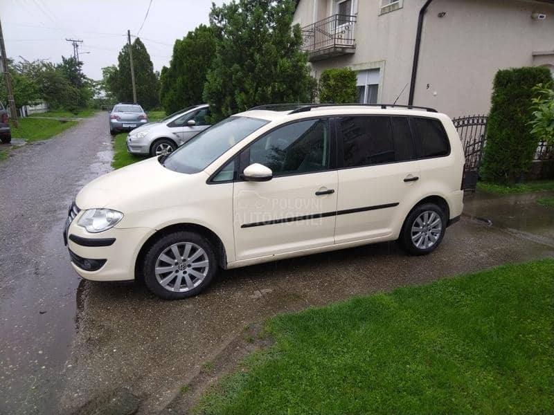 Volkswagen Touran 1.9 tdi DSG