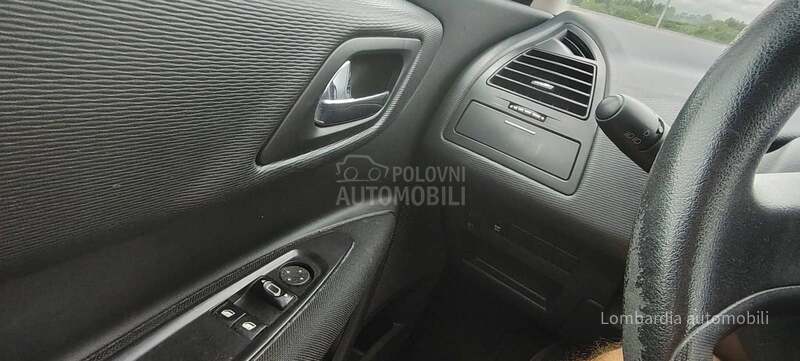 Citroen C4 1.4 16v