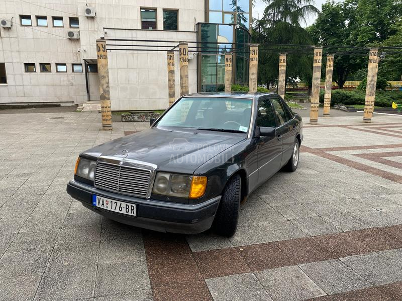 Mercedes Benz E 200 