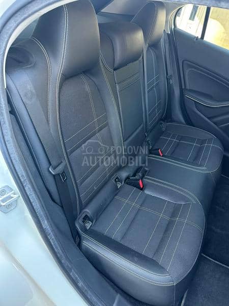 Mercedes Benz GLA 200 AMG line