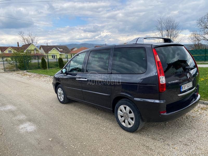 Citroen C8 