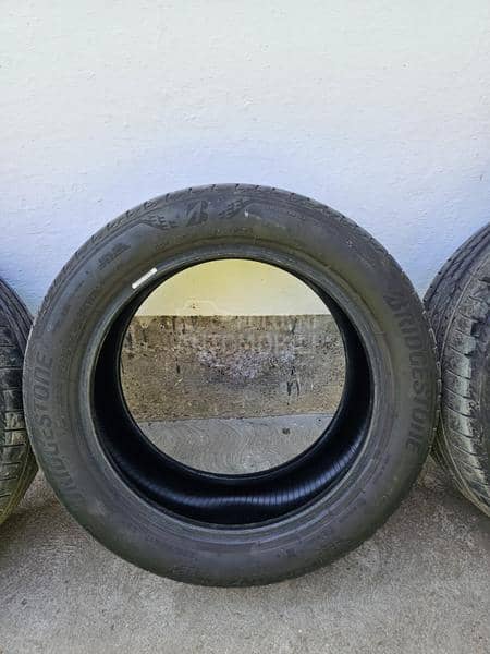 Bridgestone 225/50 R17 Letnja
