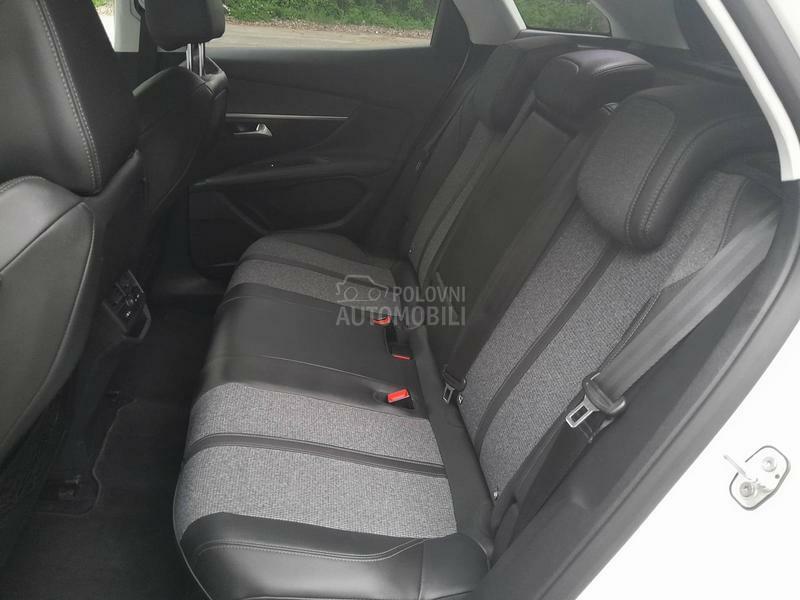 Peugeot 3008 ALLURE