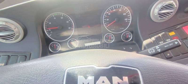 MAN SCOLER3