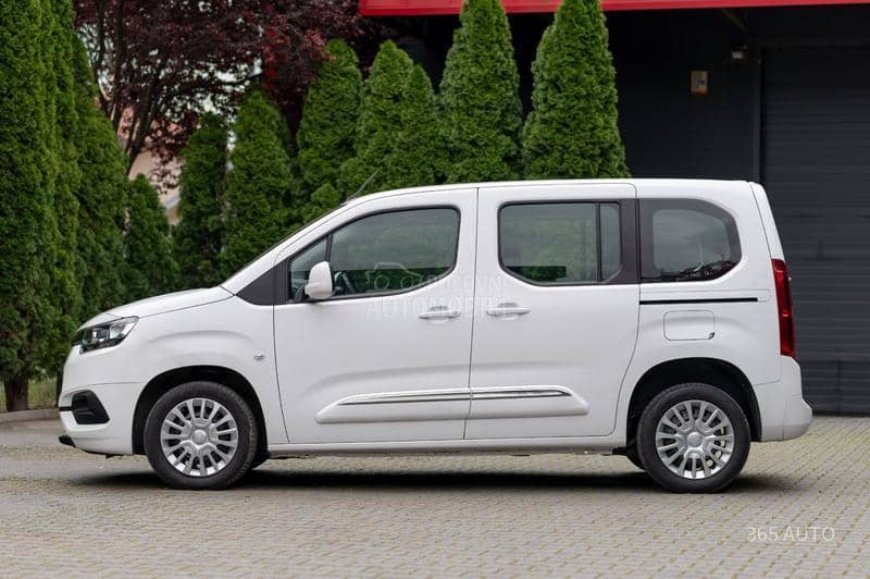 Toyota Proace City N1/5 SEDIŠTA