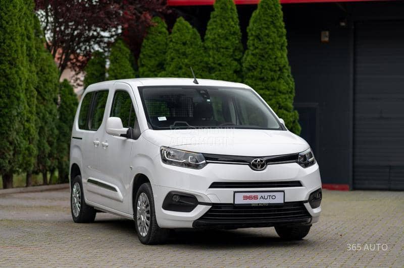 Toyota Proace City N1/5 SEDIŠTA