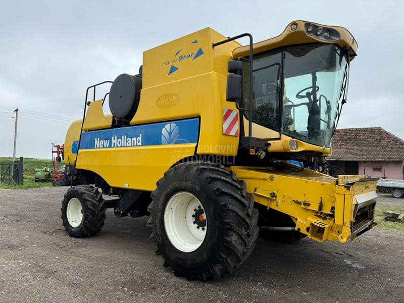 New Holland CSX7080