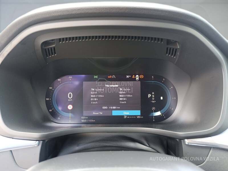 Volvo XC60 2.0 B4 MOMENTUM PRO