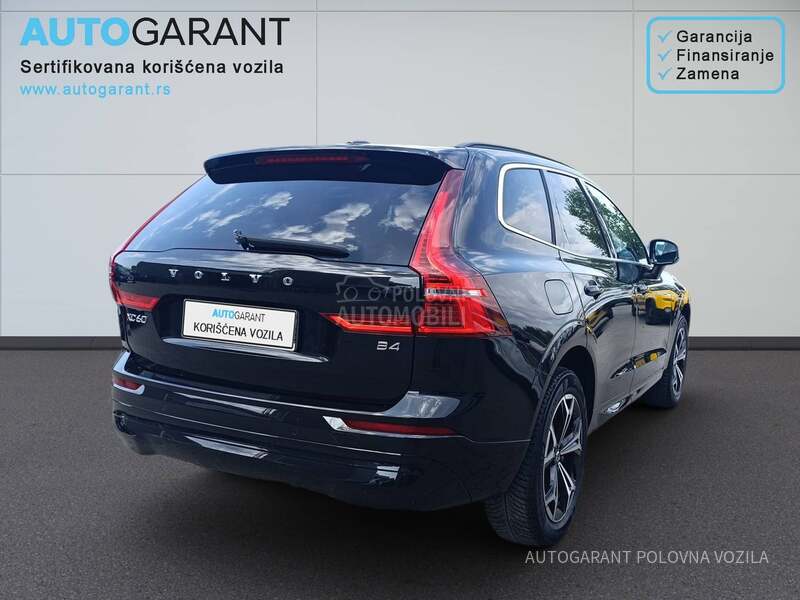 Volvo XC60 2.0 B4 MOMENTUM PRO