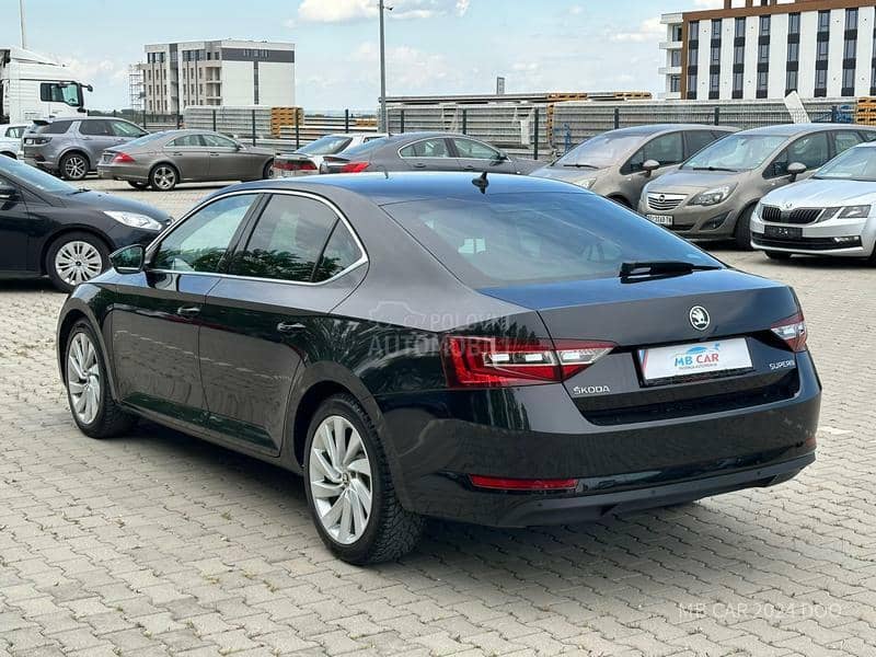 Škoda Superb 2.0 TDI/DSG
