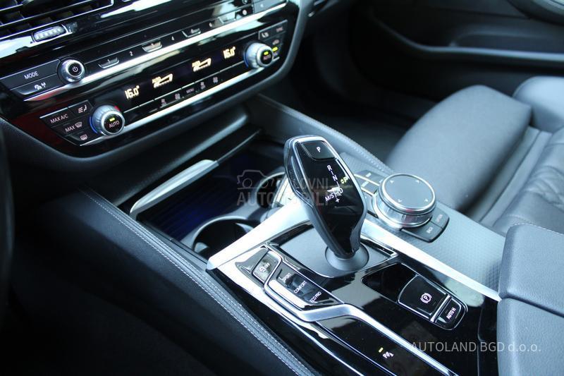 BMW 520 2.0D XDRIVE M