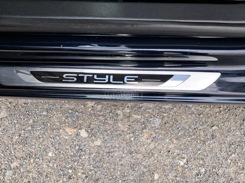 Volkswagen Golf 6 1.6 TDI/STYLE