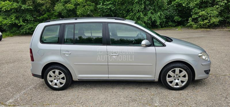 Volkswagen Touran 2.0 TDI 8v TRENDLINE