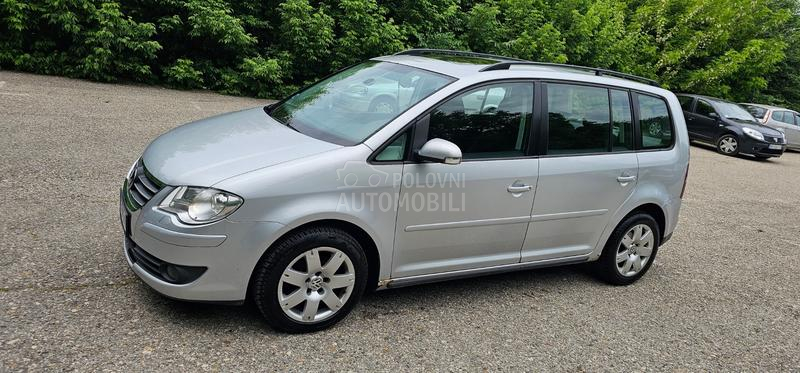 Volkswagen Touran 2.0 TDI 8v TRENDLINE