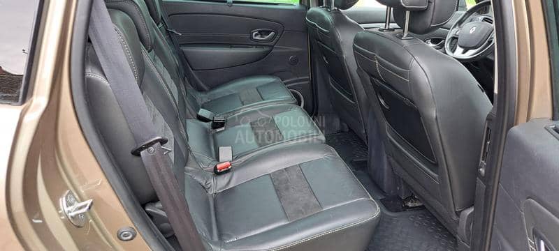 Renault Scenic 1.6 DCI X-mod BOSE