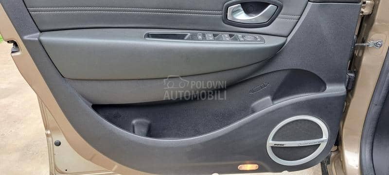 Renault Scenic 1.6 DCI X-mod BOSE