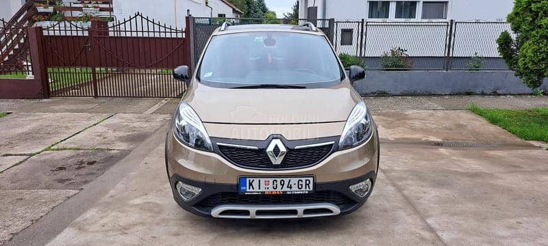 Renault Scenic 1.6 DCI X-mod BOSE