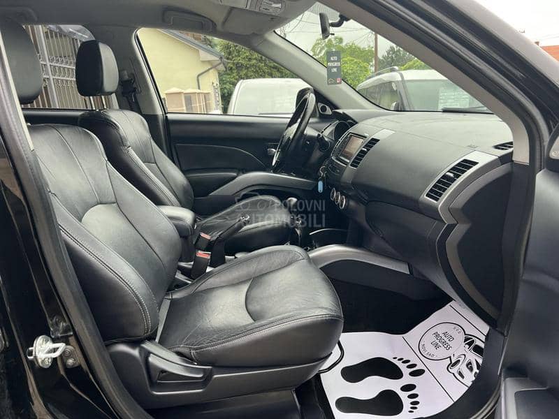 Peugeot 4007 2.2HDI/4x4/7SED