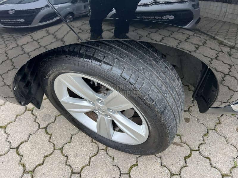 Peugeot 4007 2.2HDI/4x4/7SED