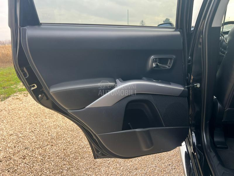 Peugeot 4007 2.2HDI/4x4/7SED