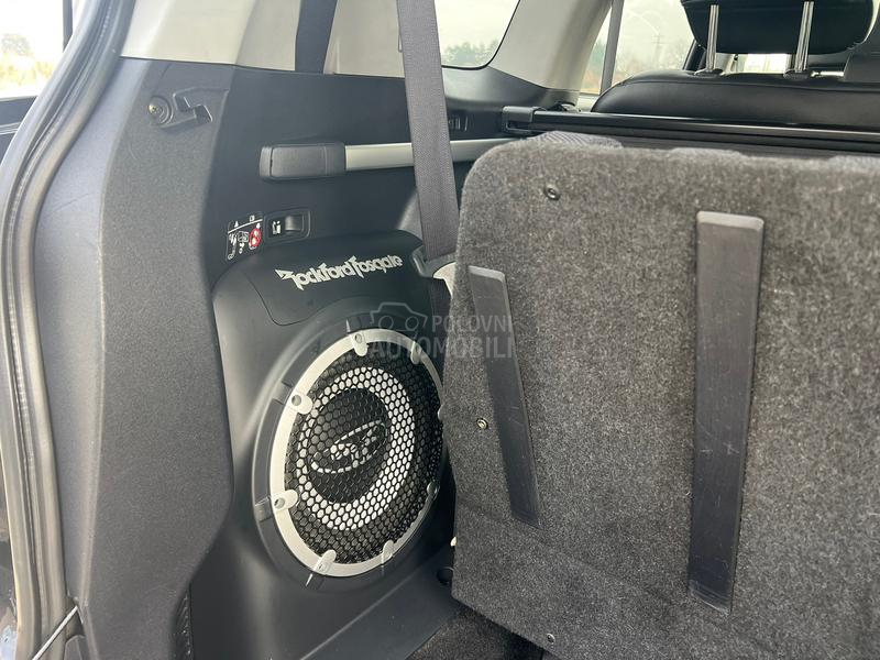 Peugeot 4007 2.2HDI/4x4/7SED