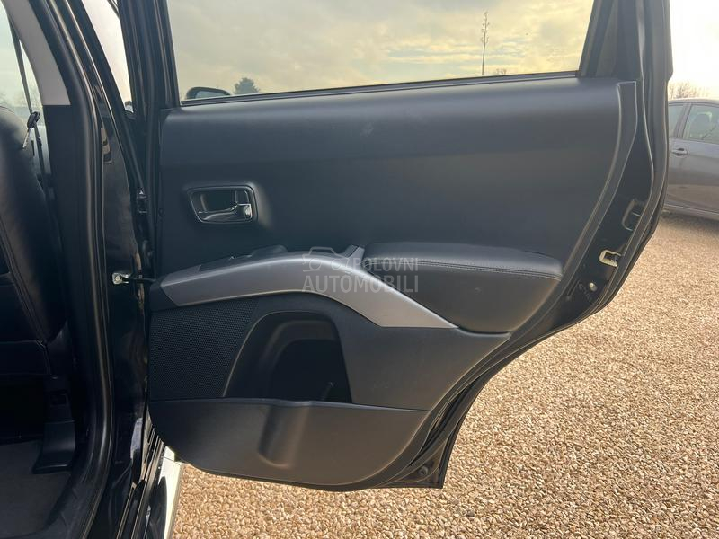 Peugeot 4007 2.2HDI/4x4/7SED