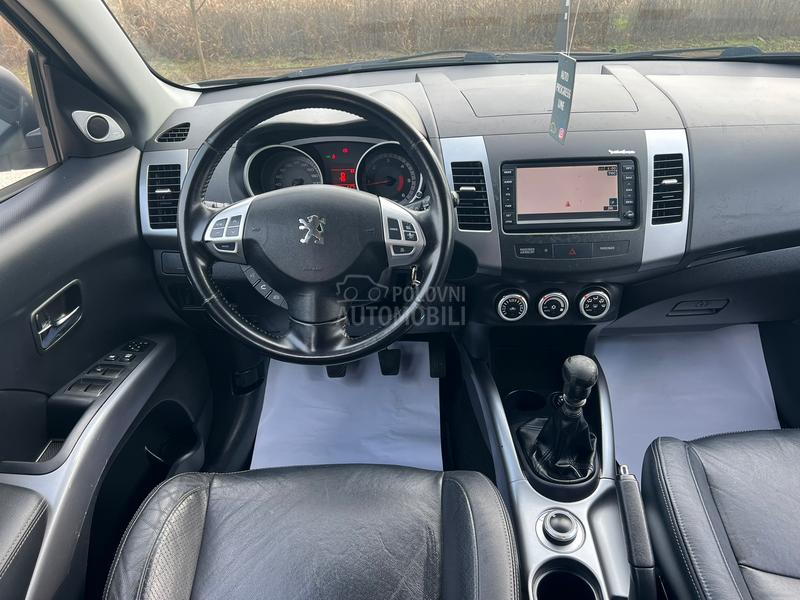 Peugeot 4007 2.2HDI/4x4/7SED