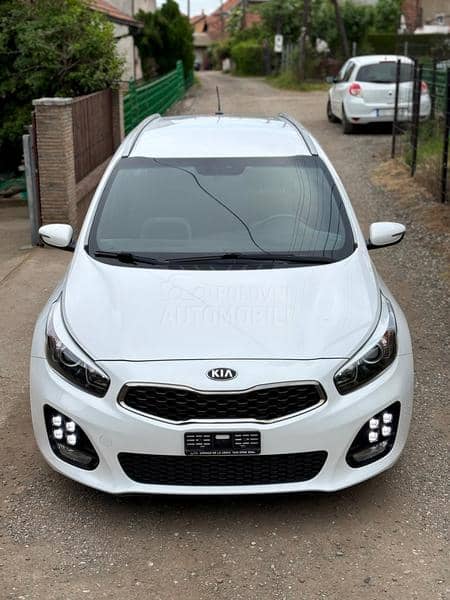 Kia cee`d sw GT/1.0T-gdi/CH