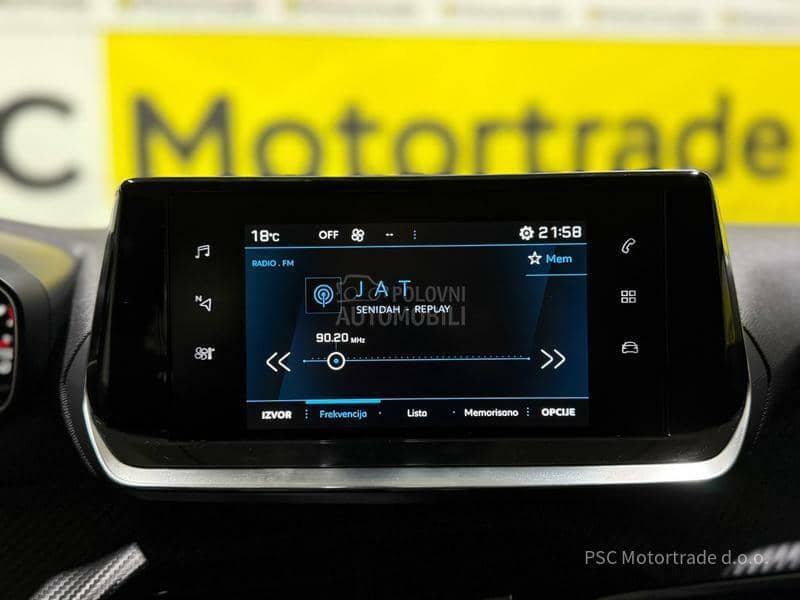 Peugeot 2008 EAT8/Nav/Led