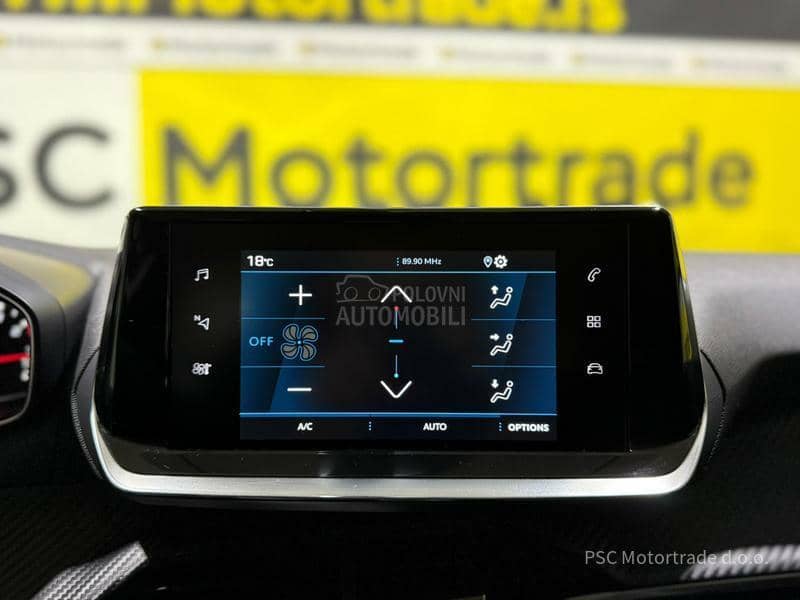 Peugeot 2008 EAT8/Nav/Led