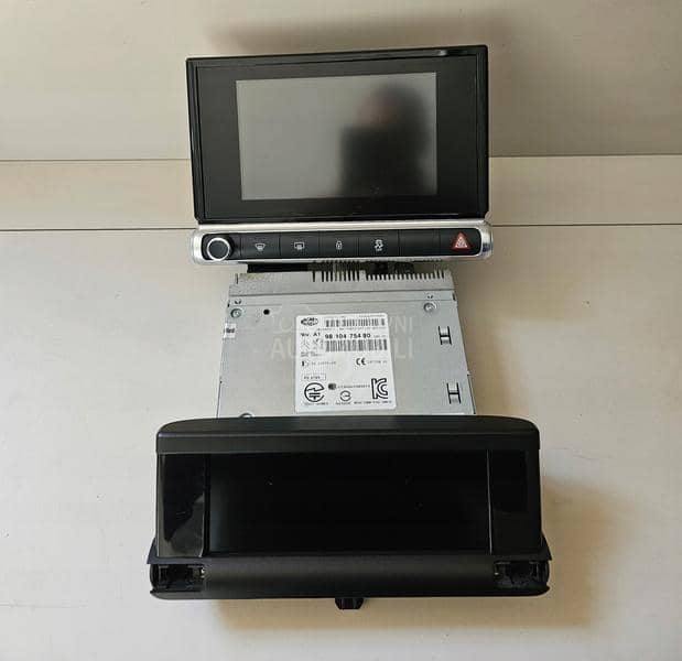 Radio / CD / DVD plejeri