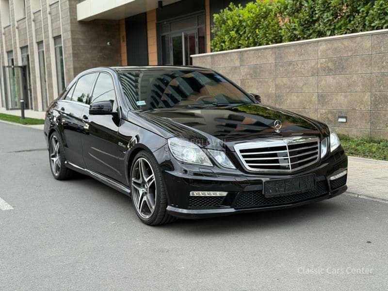 Mercedes Benz E 63 AMG W212 6.2 V8