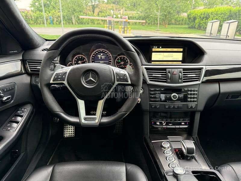Mercedes Benz E 63 AMG W212 6.2 V8
