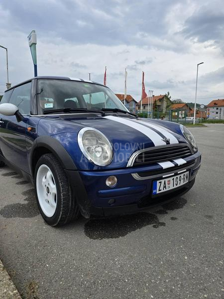 MINI One 