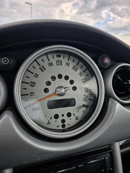 MINI One 