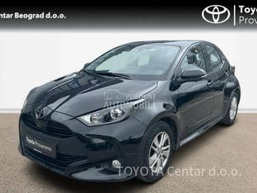 Toyota Yaris 1.5 Stella MT6