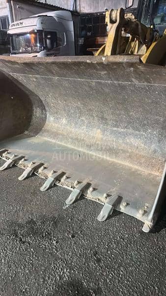 CAT 966G