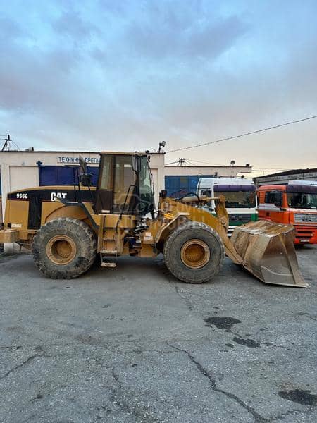 CAT 966G