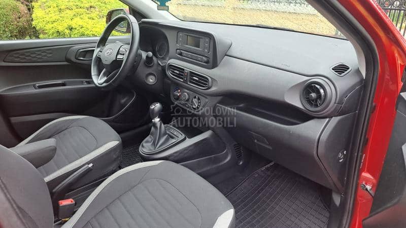 Hyundai i10 1.0