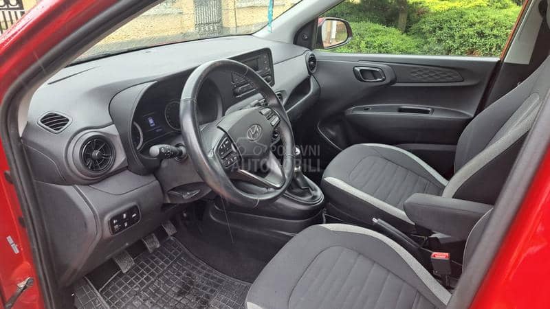 Hyundai i10 1.0