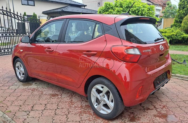 Hyundai i10 1.0