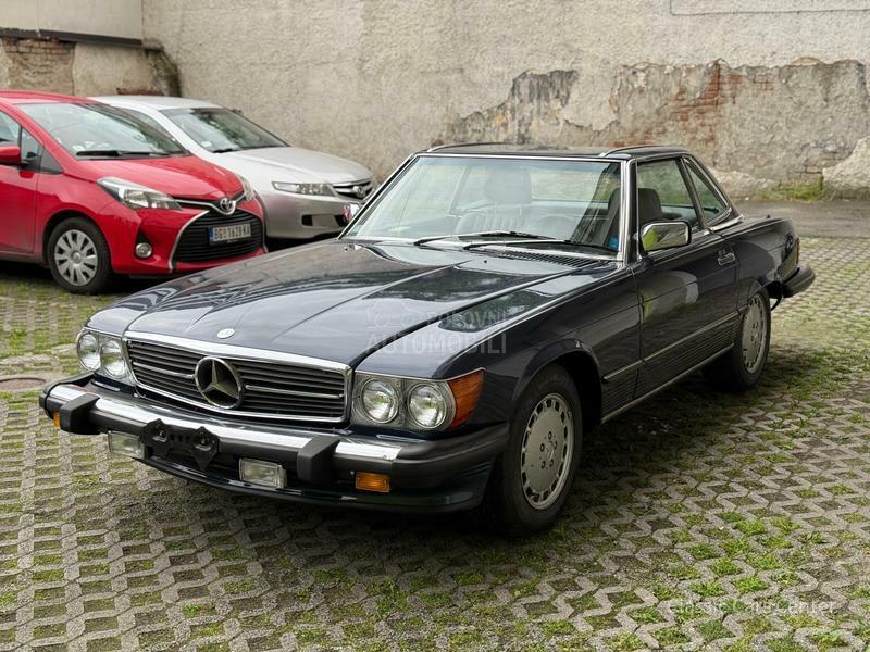 Mercedes Benz SL 560 560SL V8 W107