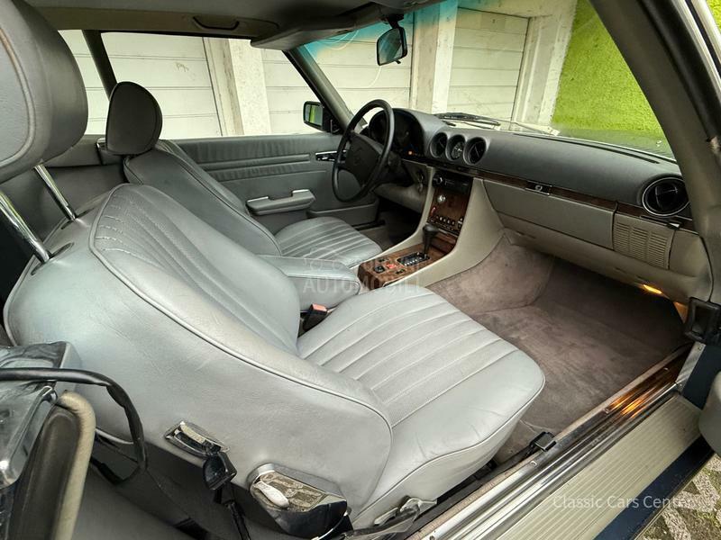 Mercedes Benz SL 560 560SL V8 W107