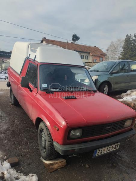 Zastava Poly pickup