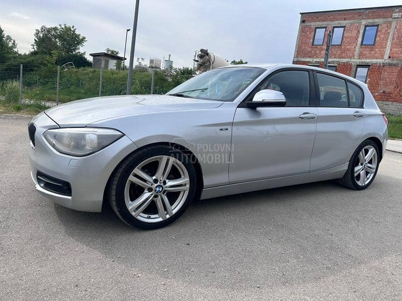 BMW 118 