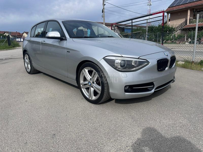 BMW 118 