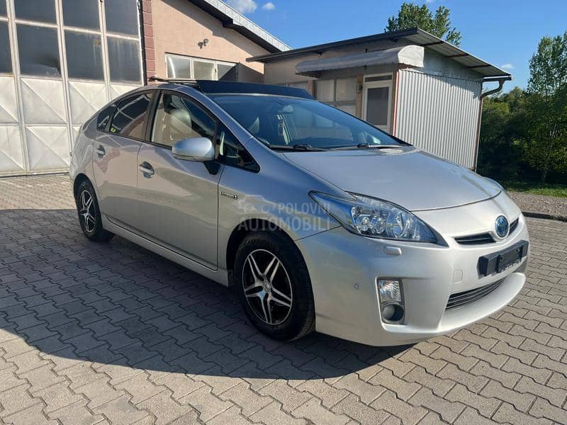 Toyota Prius 1.8 Hybrid CH